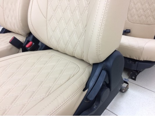 Авточехлы на Mitsubishi Outlander 3 Авточехлы на Mitsubishi Outlander 3