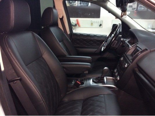 Каркасные авточехлы на Land Rover Freelander 2